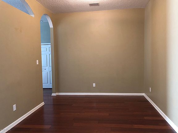 5th image of 14183 Fish Eagle Dr E