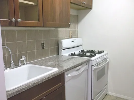 Rented by Maz Group NY | media 9