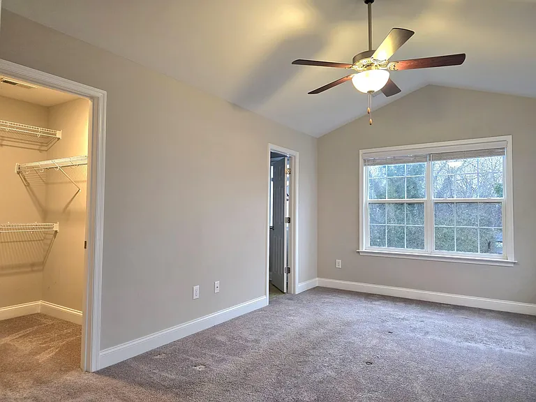 906 White St — Photo 14