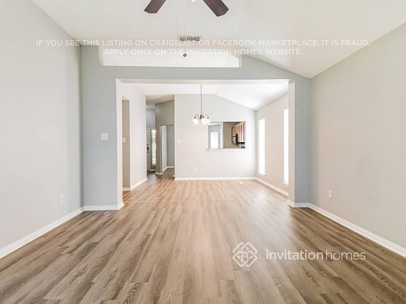 5th image of 1044 Waterview Dr