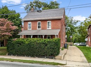 615 Market St, Oxford, PA 19363