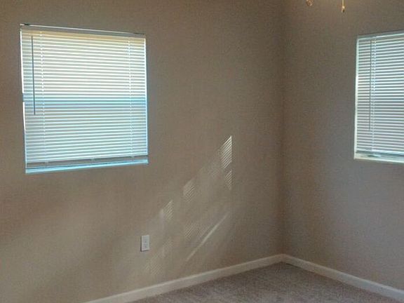 4th image of 3520 Lake Lawne Ave