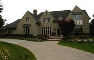 2nd image of 5766 Lochmoor Ct