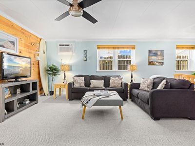 21 S Monroe Ave APT A4, Margate City, NJ, 08402