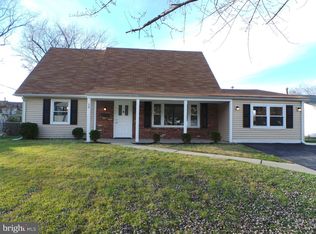 58 Edgely Ln, Willingboro, NJ 08046