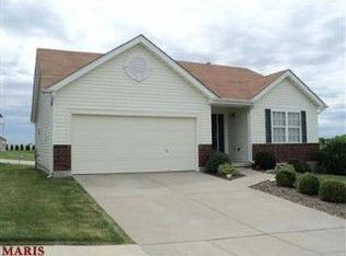 402 Briarchase Pl, Lake Saint Louis, MO