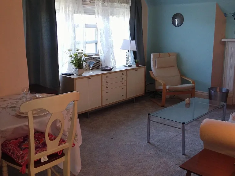 342 S Pacific Ave #4 — Photo 3