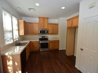 8693 Cortina Cir, Roseville, CA 95678