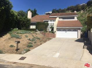 3039 Tiffany Cir, Los Angeles, CA 90077