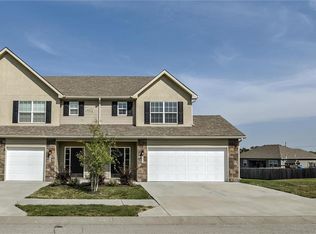 9421 N Lenox Ave, Kansas City, MO 64154