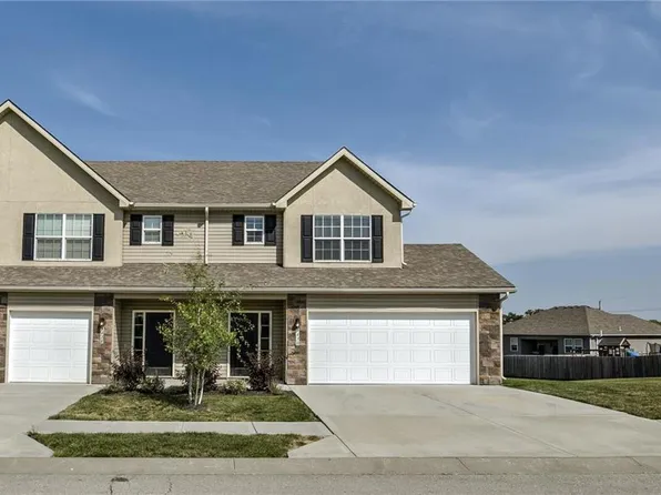 9415 N Lenox Ave, Kansas City, MO 64154