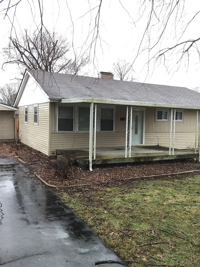 4141 W Mooresville Rd photo 1