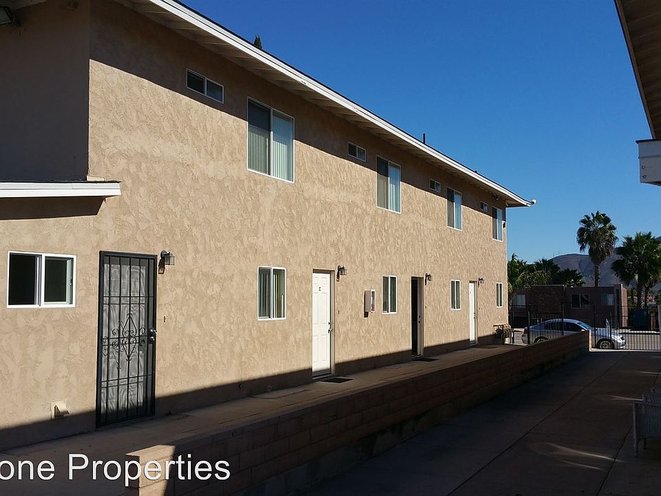 2nd image of 418 Grand Ave APT B