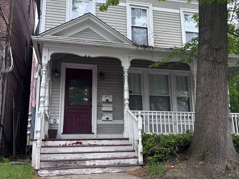 175 Dwight St — Photo 2