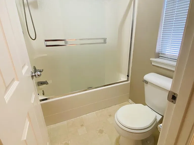 4199 SE Russell St — Photo 15