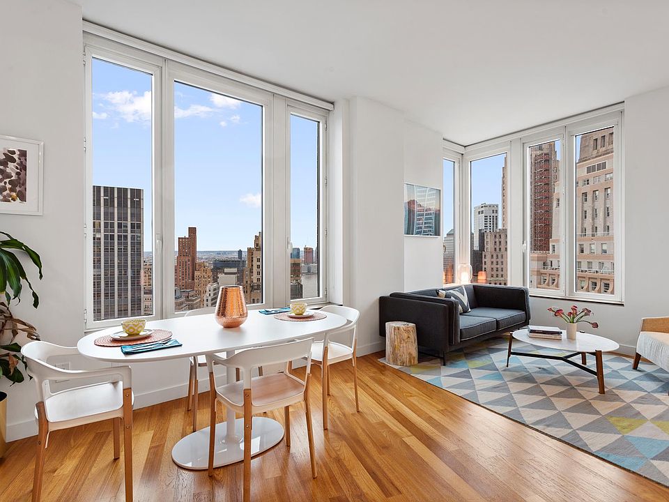 1st image of 15 William St APT 39I