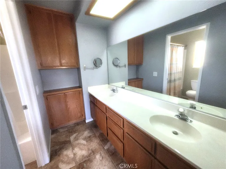 15181 Kimball St — Photo 21