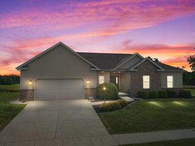 5 Sandstone Ave, Carlock, IL, 61725