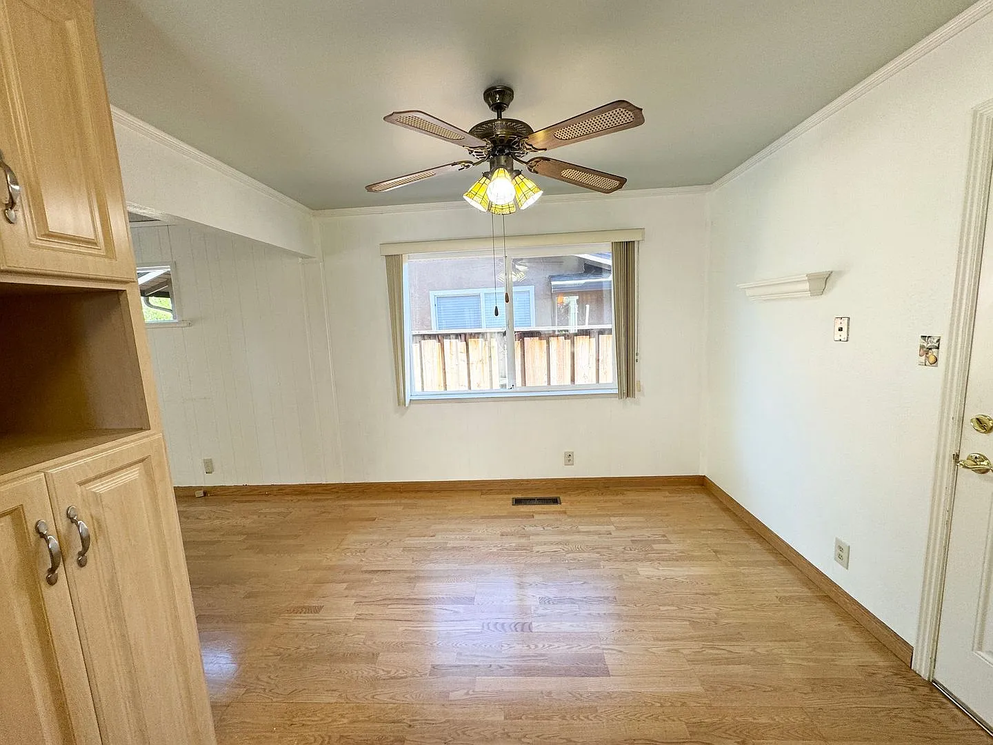 Great Shape Single Family Home in South Livermore — Photo 4
