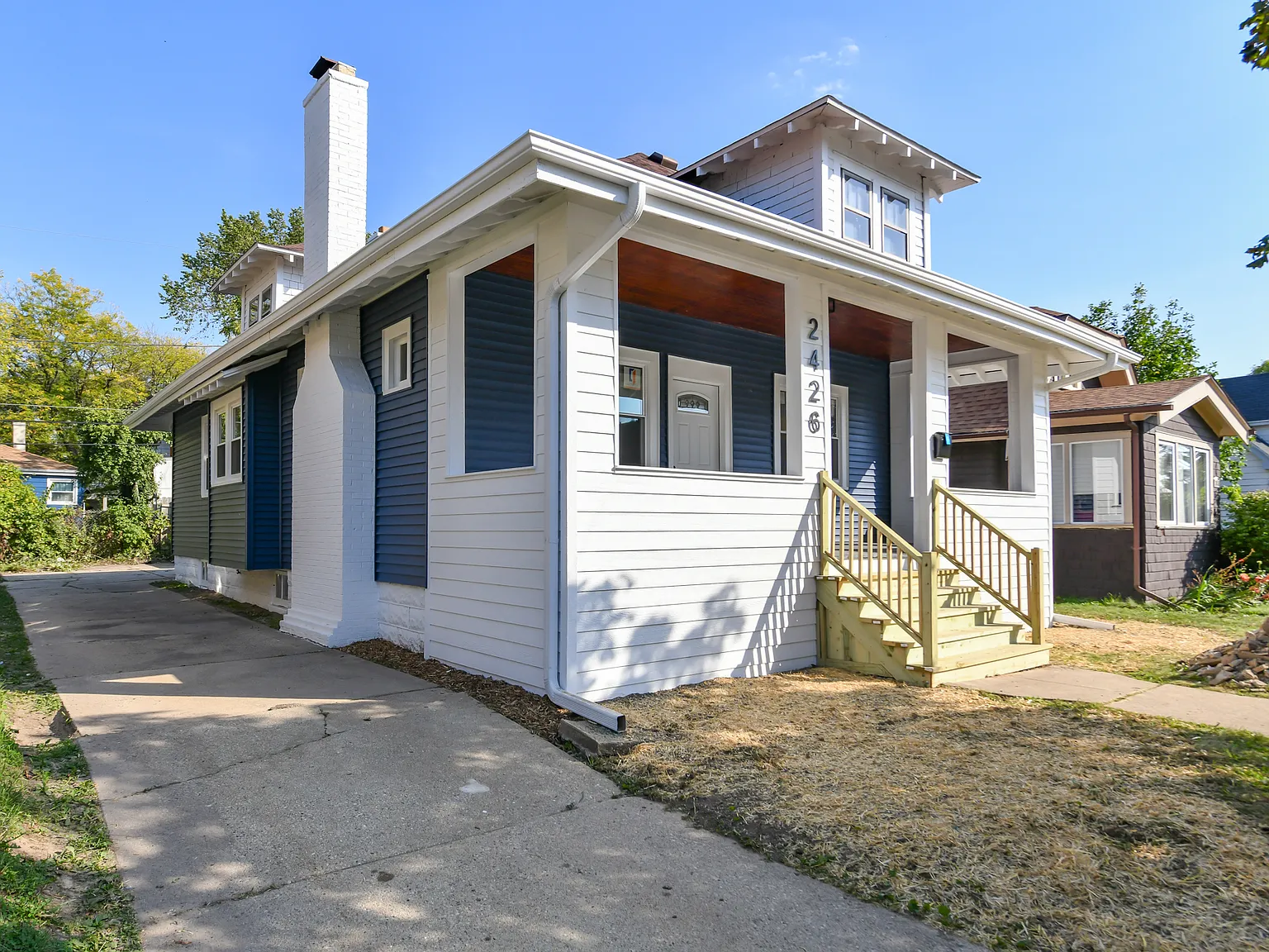 3 bed, 1126 sqft, $2,200 — Photo 1