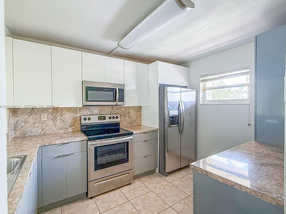 1st image of 1100 NW 87th Ave APT 308