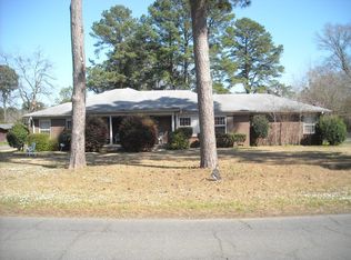 565 Sharp Ave, Camden, AR 71701