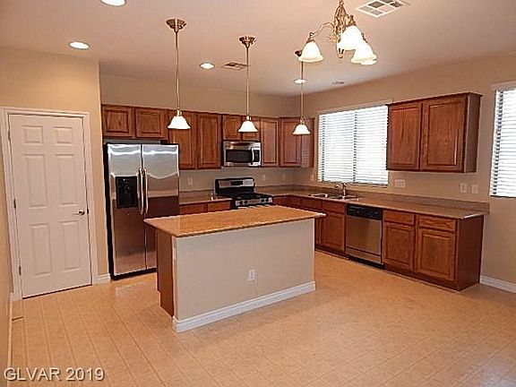 2nd image of 7220 Beachwood Crest St #0