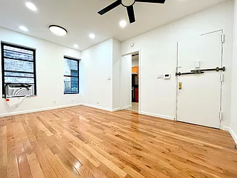 Rented by Safdie Realty Group