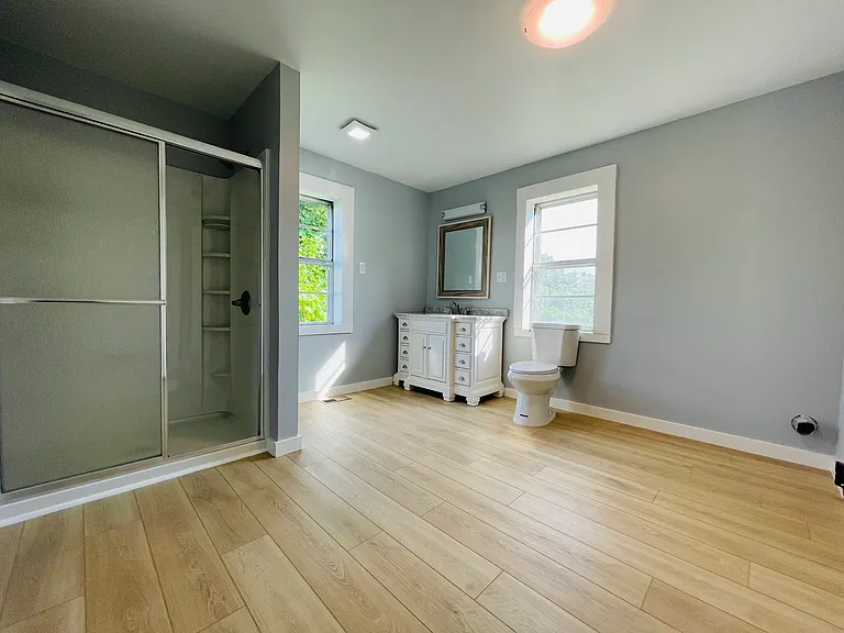 123 Douglas St — Photo 15