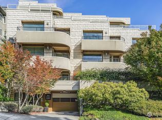 2312 W Boston St APT 102, Seattle, WA 98199