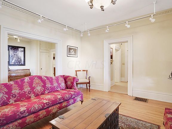 5th image of 296 Hudson Ave