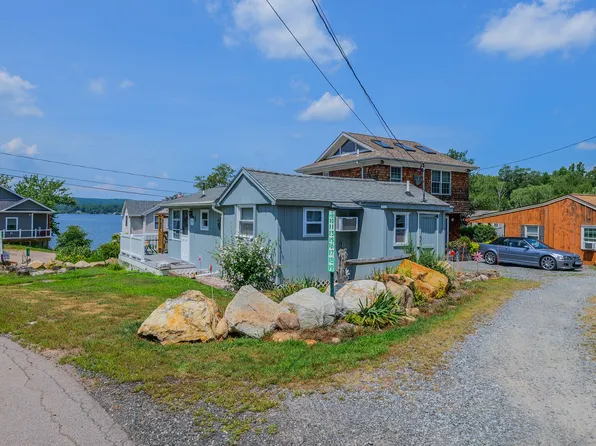 1 Day Point Road #16, East Hampton, CT 06424