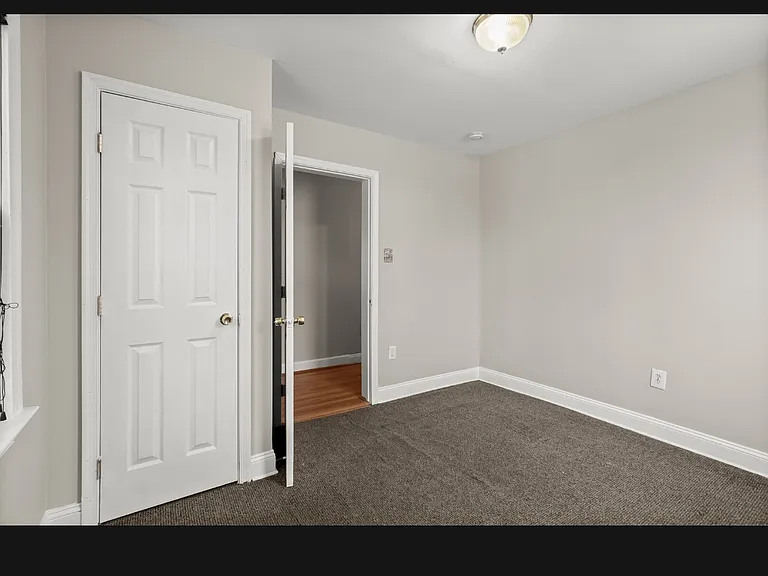 805 Eastern Ave — Photo 22