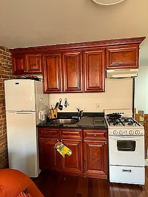 2nd image of 150 E 3rd St APT 5E