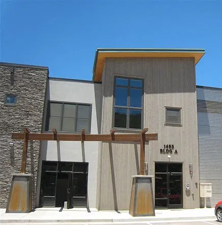 2 bed, 2.5 bath, 1031 sqft, $2,250 — Photo 1