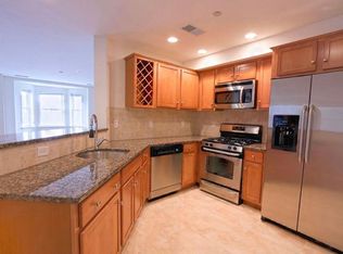 120 Wyllis Ave UNIT 425, Everett, MA 02149