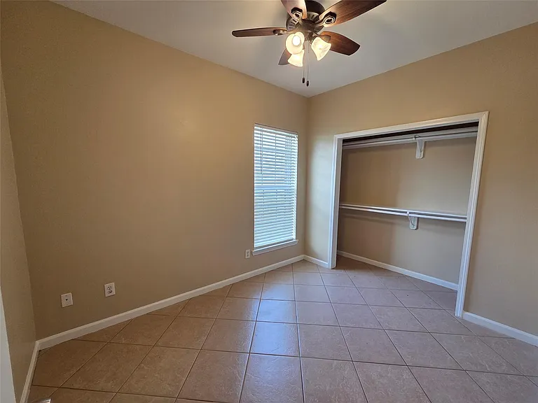 928 Runneburg Rd — Photo 20