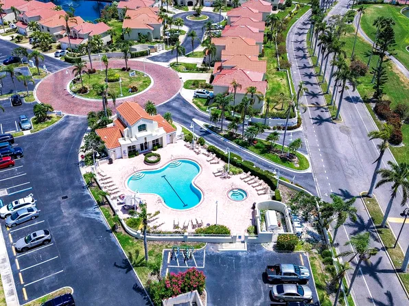 6191 Bahia Del Mar Blvd APT 205, Saint Petersburg, FL 33715