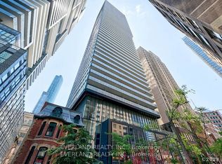 15 Grenville St #1702, Toronto, ON