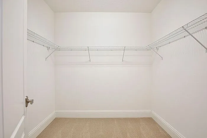 10822 Mobberley Cir — Photo 27