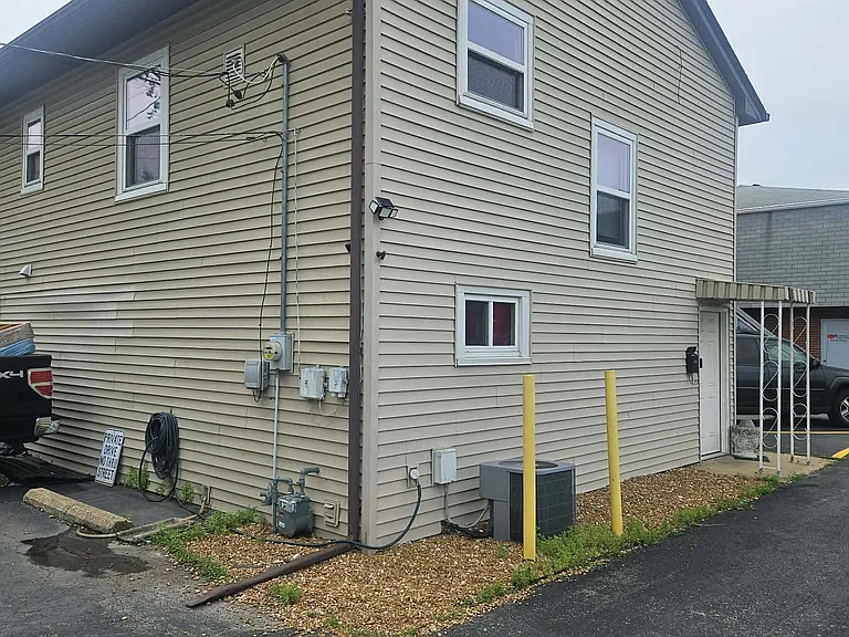 4717 W Main St — Photo 3