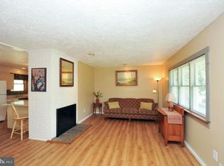 5513 Kathleen Pl, Springfield, VA 22151