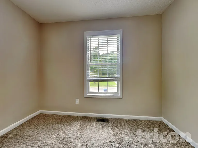 113 Ivy Brook Dr — Photo 10