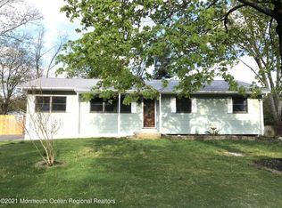 30 Birch Dr, Jackson, NJ 08527