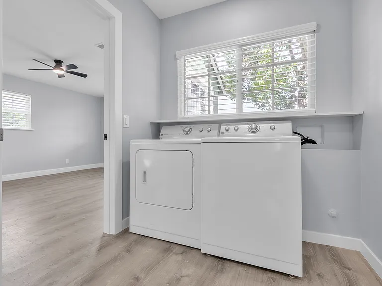 517 Rimmer Ave — Photo 19