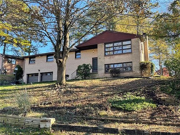 2nd image of 4026 Benden Cir