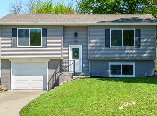 1590 2nd Ave, Marion, IA 52302