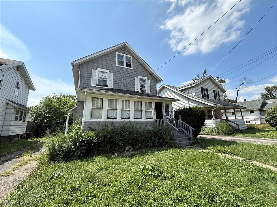 2nd image of 1866 16th St SW