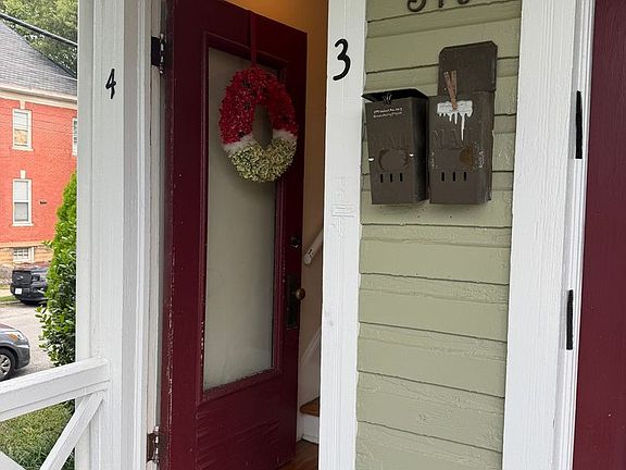 3rd image of 379 Walnut Ave SW #4