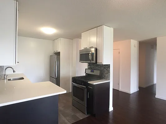 Rented by Sovereign Associates | media 7